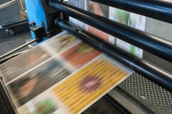 hubergroup Print Solutions wprowadza na rynek farby offsetowe zwojowe do opakowań żywności