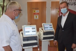 Velvet CARE wraz z pracownikami funduje respirator dla szpitala w Olkuszu